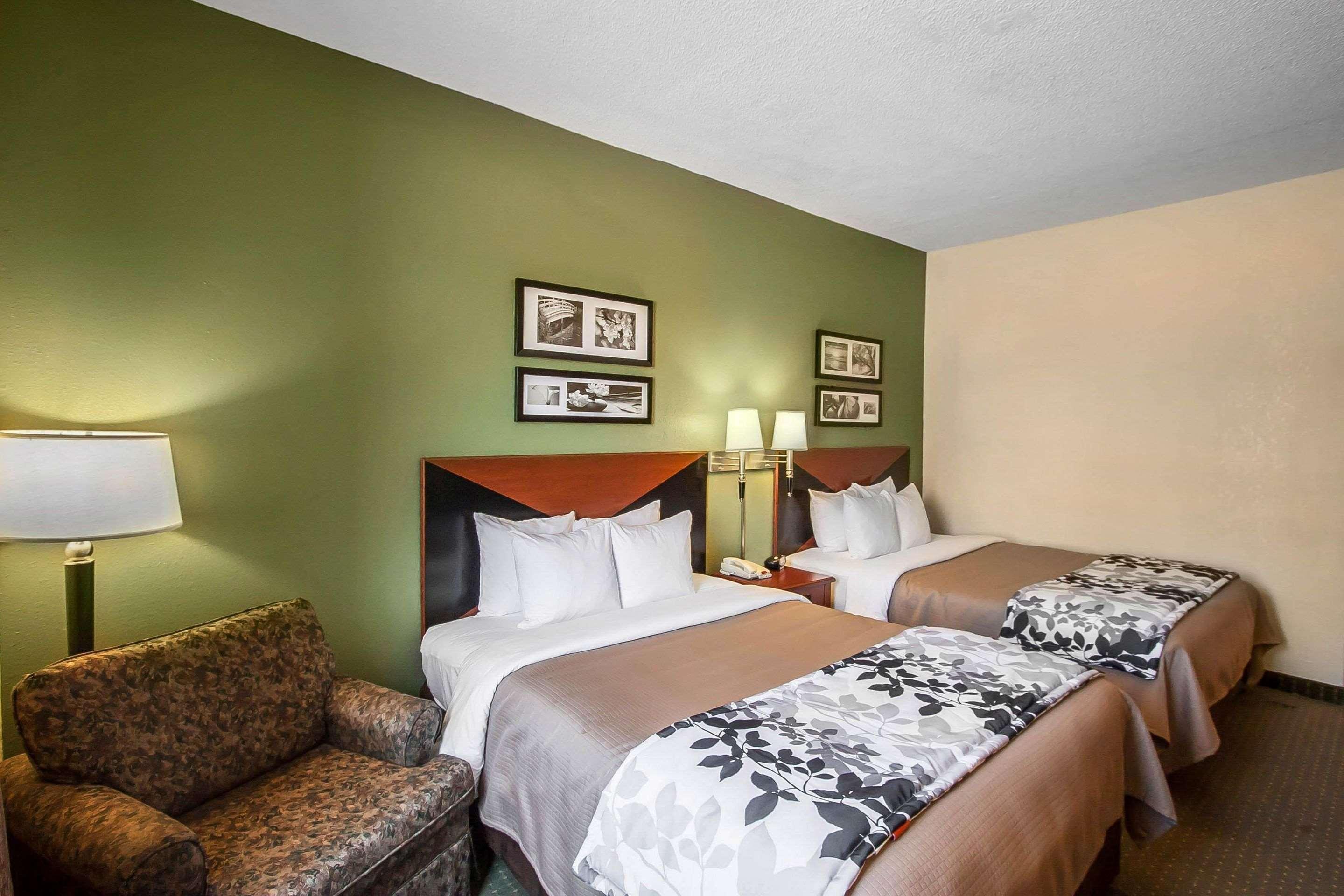 Hotel Sleep & Airport 3*